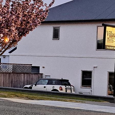 Village Motel Havelock North Eksteriør bilde