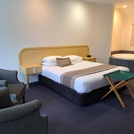 Village Motel Havelock North Eksteriør bilde